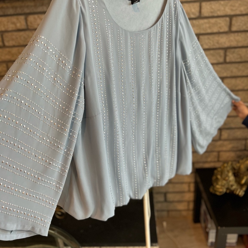Alfani silver studded blouse size 24w.